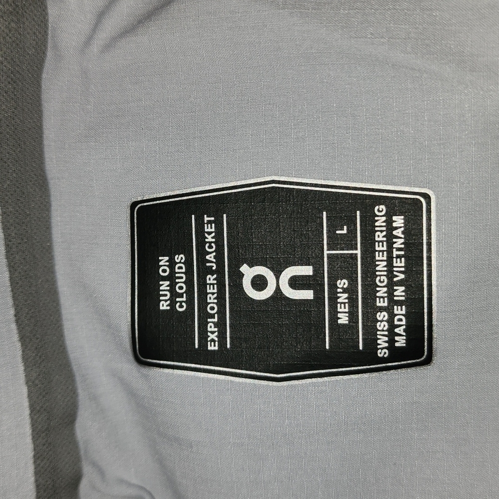 On Running Explorer Jacket - Picture 5 of 10